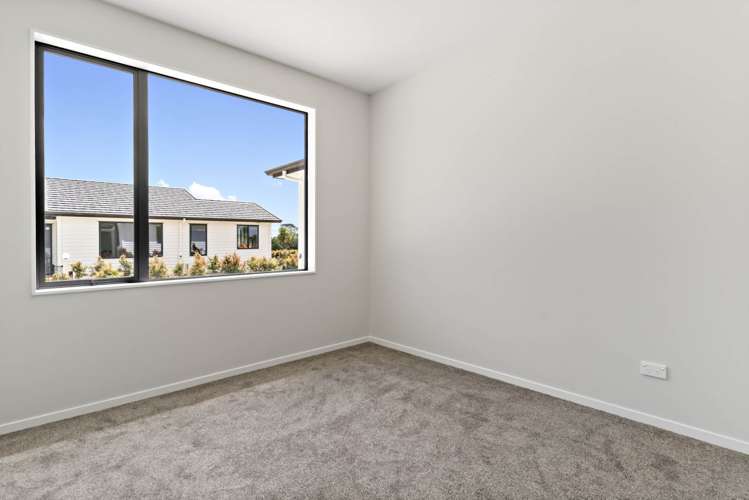 14A Mclarin Road Glenbrook_18