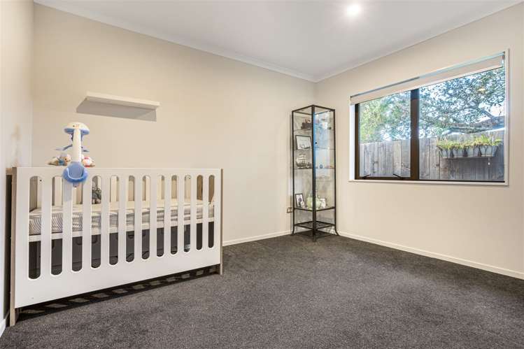 33a Gill Avenue Te Atatu Peninsula_14