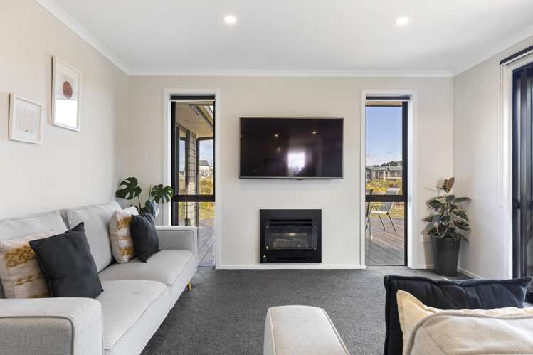 22 Wai Terrace Wharewaka_11