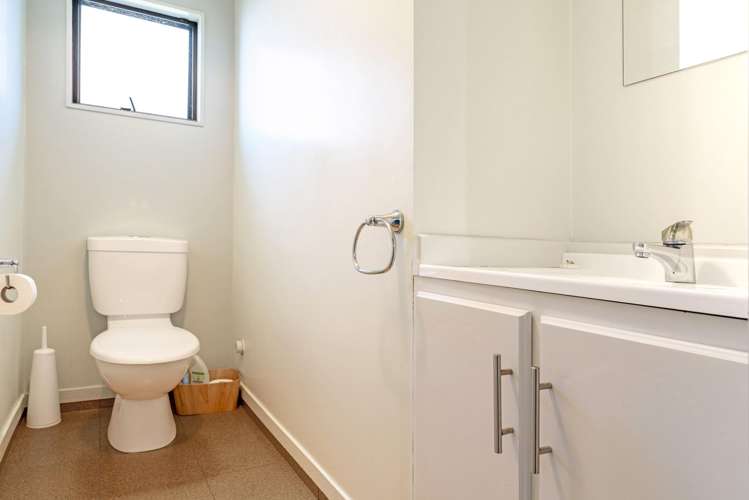 83 Moana Road Okitu_16