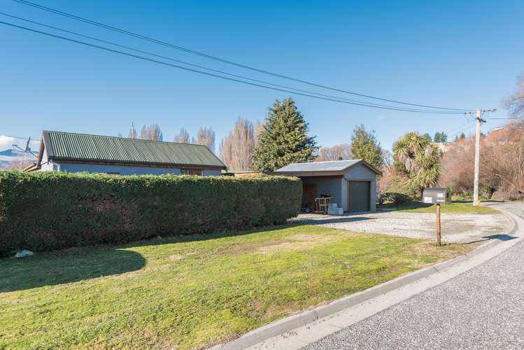 19 Arklow Street Albert Town_11