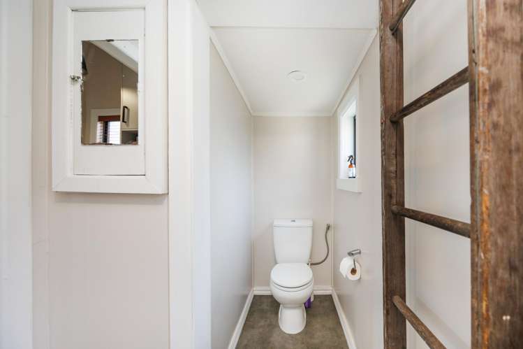 9 Kingswood Street Takaro_17