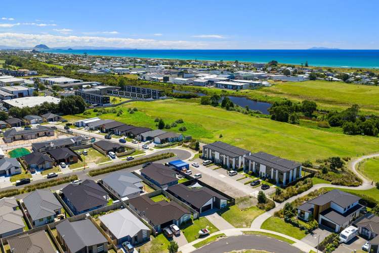 27 Te Hou Hou Crescent Papamoa Beach_15