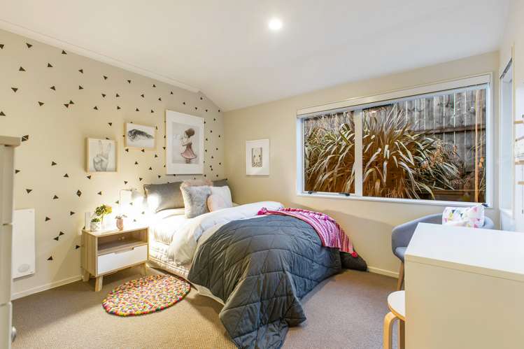 14 Chateau Rise Flat Bush_10