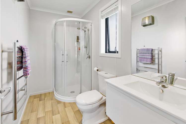 16 Eric Batchelor Place Waimate_10