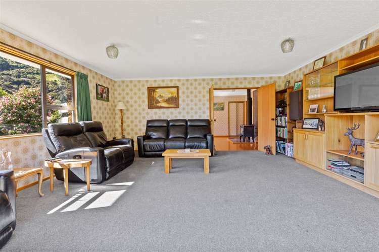 312 Lud Valley Road Hira_5