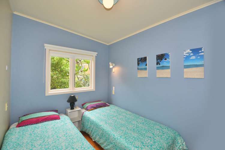 14 Hillside Crescent Leigh_16