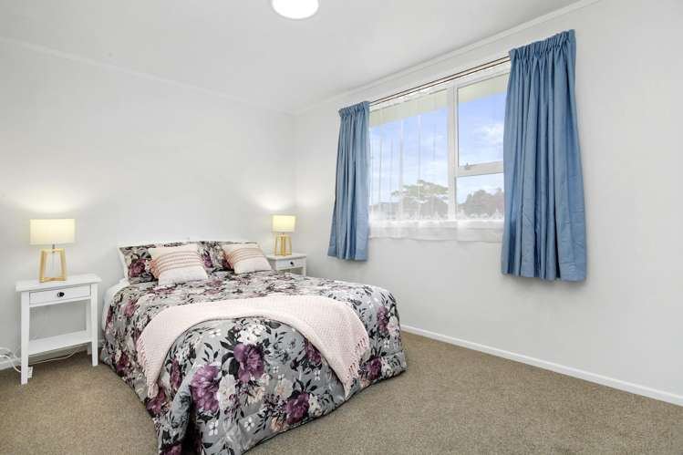12 Tacoma Drive Totara Park_6