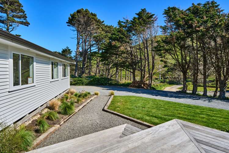 302 Boom Rock Road Ohariu_16