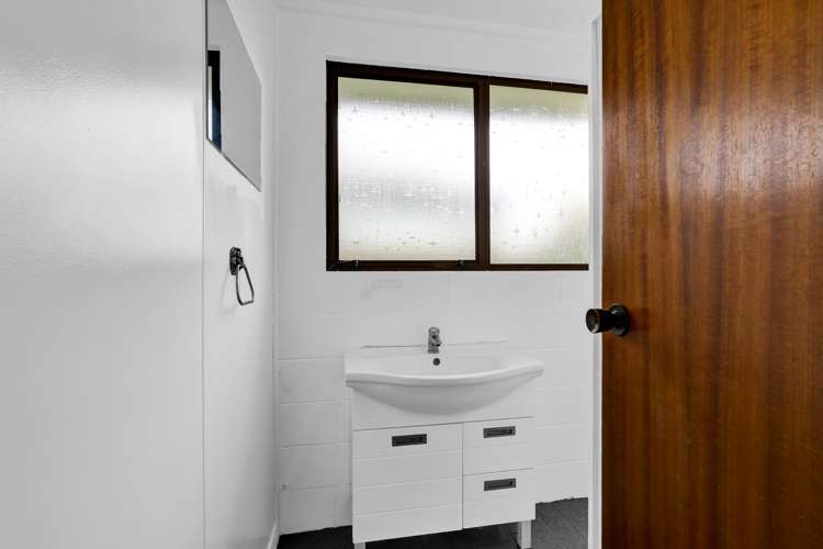 24 Rangauri Street Manaia_12