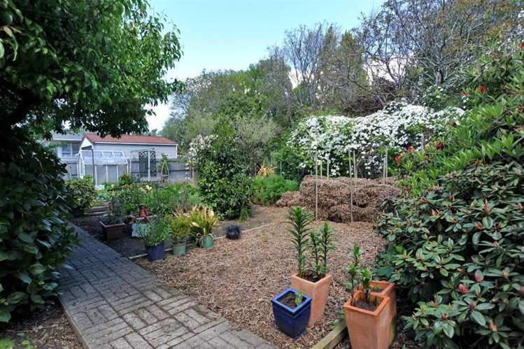 8 Lincoln Road Hillmorton_21