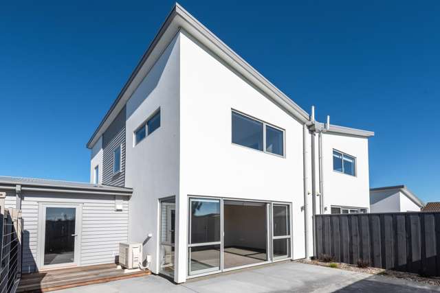 5 Kakapo Lane Redwood_3