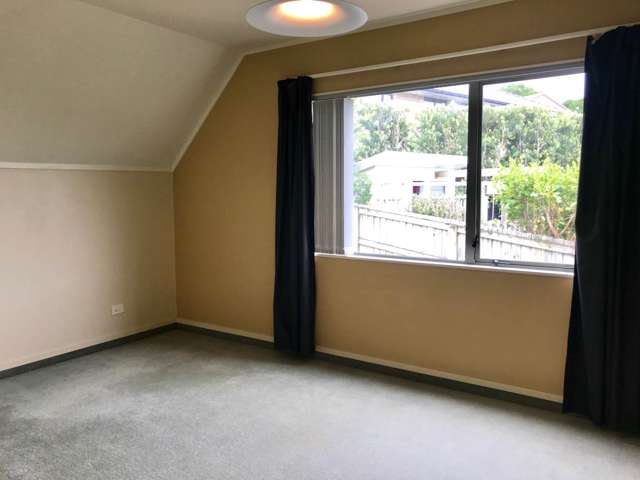 2/126 Brian Crescent Stanmore Bay_4