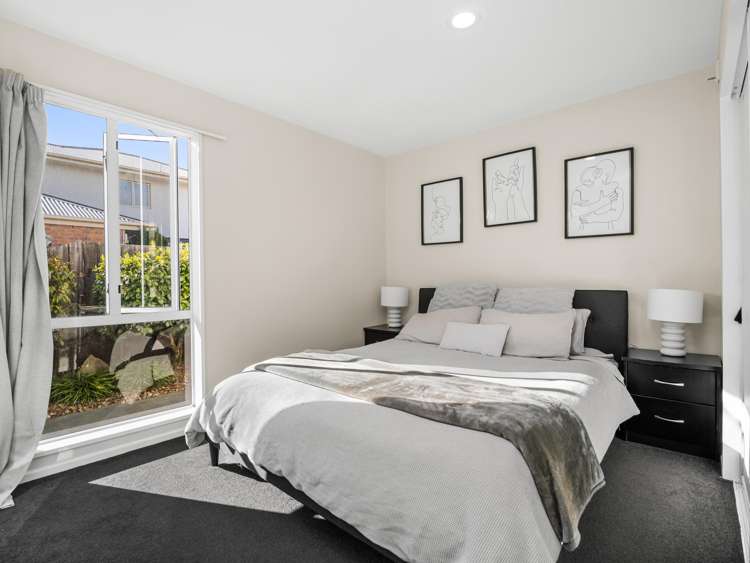 2/61 Laing Crescent Heathcote Valley_7