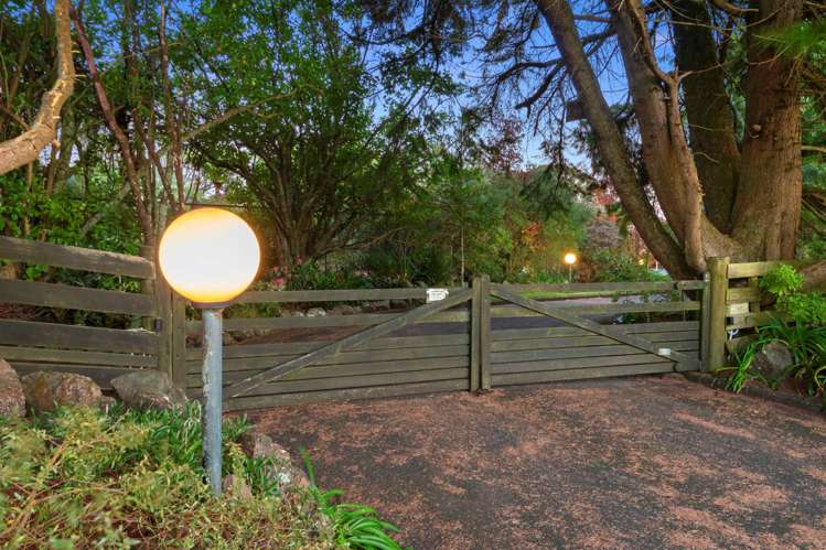 438 Pinnacle Hill Road Bombay_33