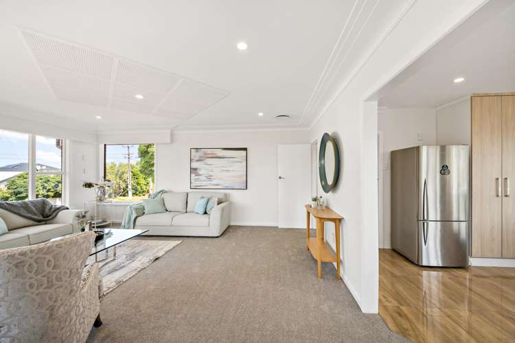 90 Golf Road New Lynn_7