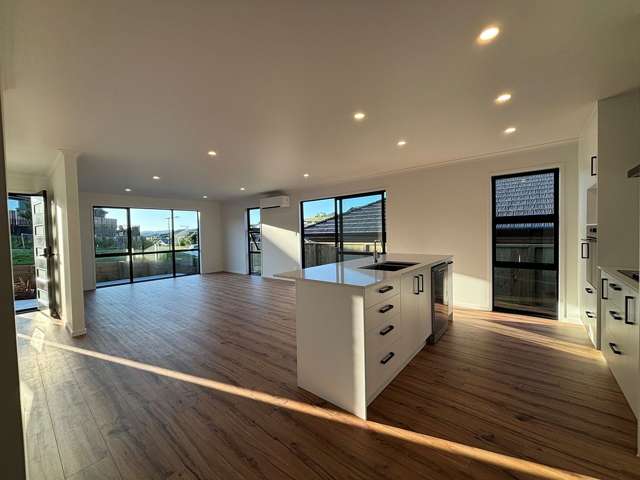 Large 4bedroom family house