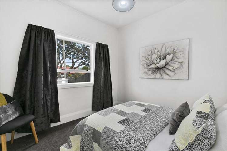 104 Randwick Road Moera_13