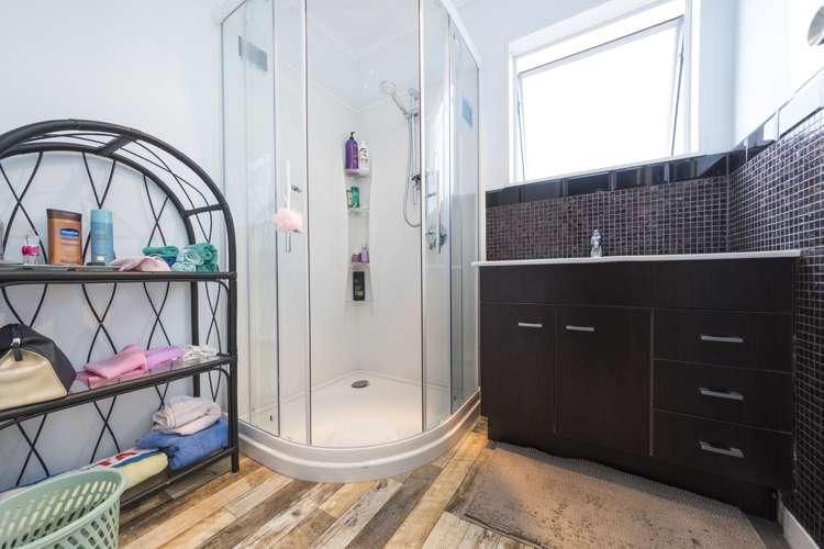 6b Clarke Avenue Highbury_7