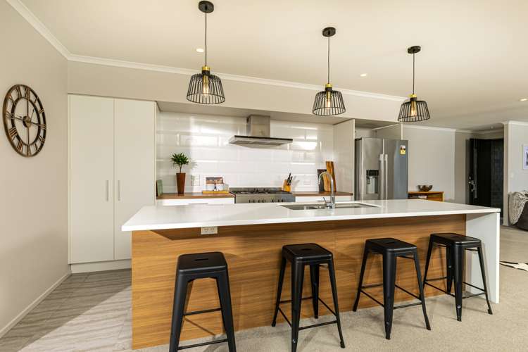 4 Kiwa Crescent Gulf Harbour_6