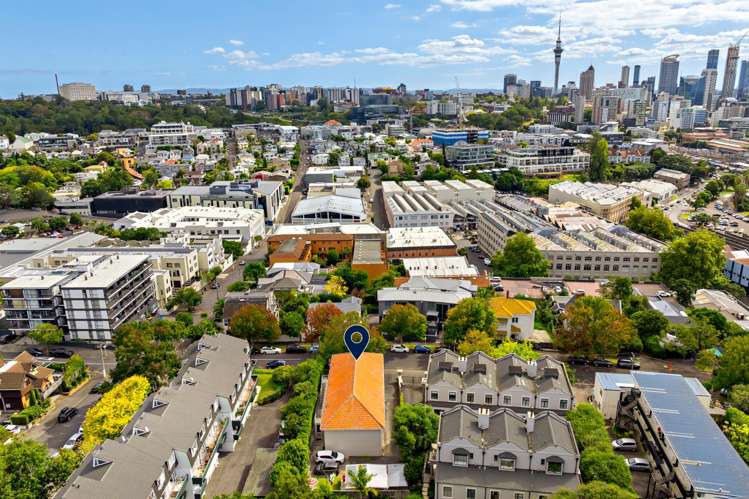 1/5 Balfour Road Parnell_13