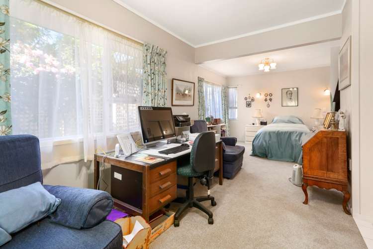 9/10 Gerard Way Saint Johns_7