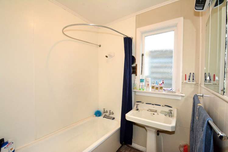 75 North Road North East Valley_15