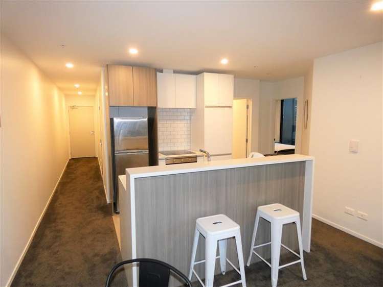 1002/18 Saint Martins Lane Grafton_10