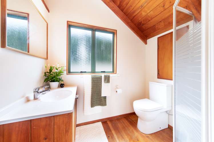 13 Elmsley Road Maungatapere_12