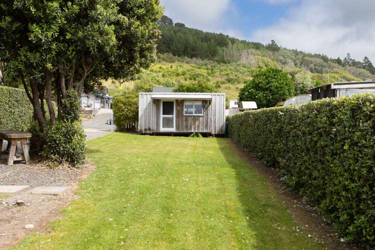 61 Akitio Esplanade Pongaroa_18