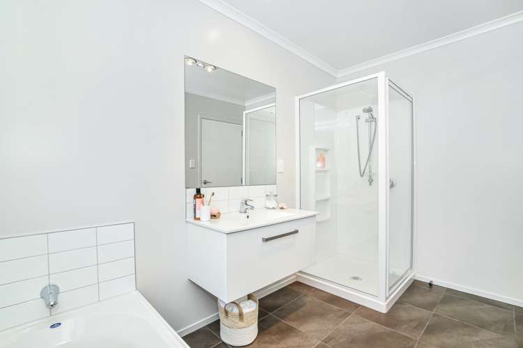 292 Lakes Boulevard Pyes Pa_13