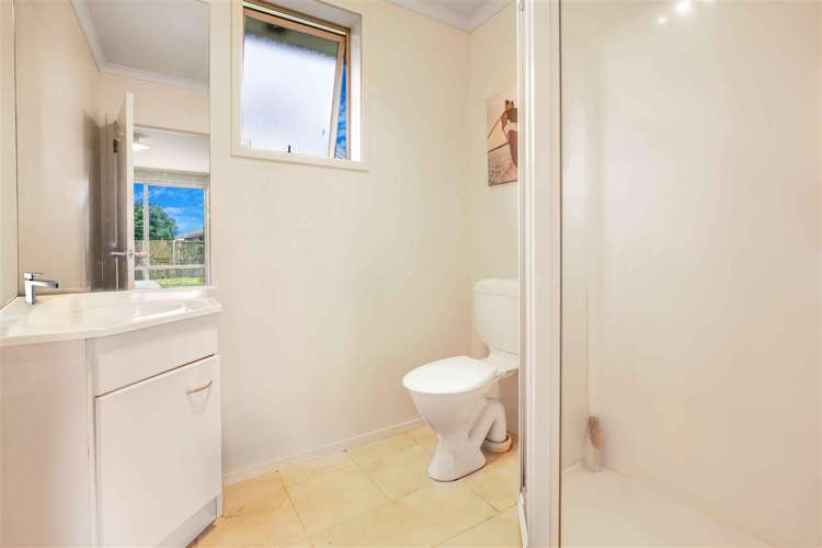 6 Mckenzie Place Rototuna North_8