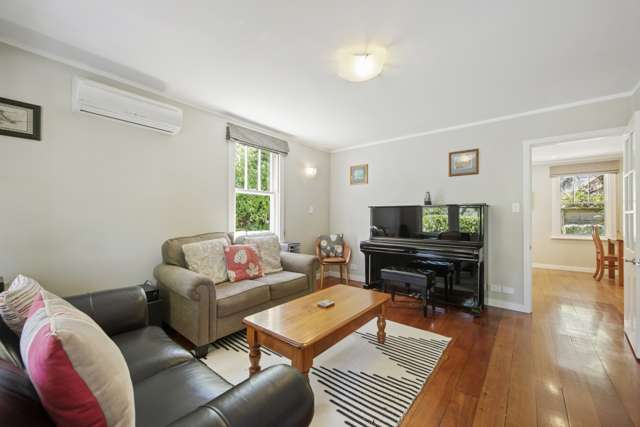 102 Parkvale Road Karori_3