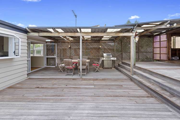 138 Tiroroa Avenue Te Atatu South_12