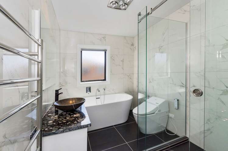 10 Kerrykeel Drive Flat Bush_5