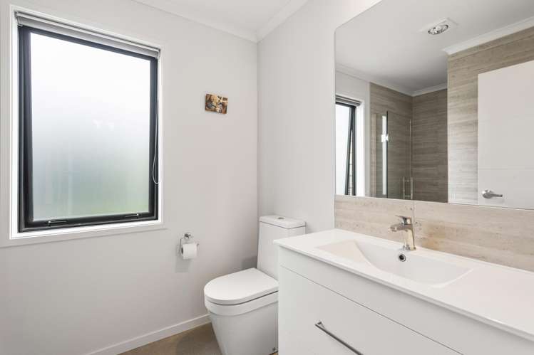 6 Hera Lane Pyes Pa_11