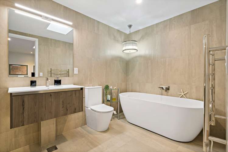 4 Jack Seabrook Road Hobsonville_12