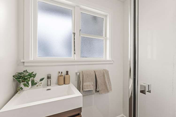 43 Aldershot Street Aranui_10