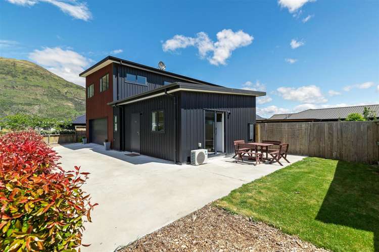 3 Peterley Road Lower Shotover_25