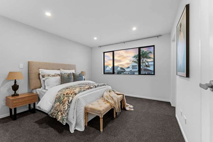 63 Highland Park Drive Botany Downs_11