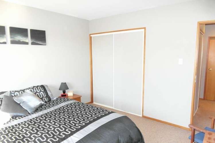 7a Devon Crescent Darfield_6