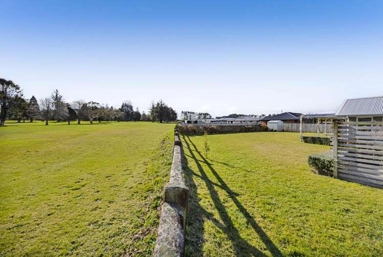 2 Mercade Close Stratford_22
