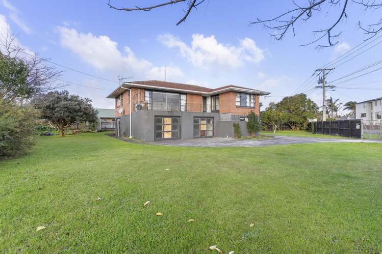 739 Te Atatu Road Te Atatu Peninsula_9
