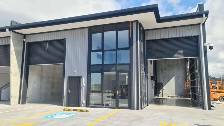 Unit 1, 235 Matakokiri Drive_0