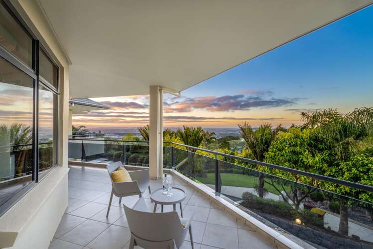549 Redoubt Road Flat Bush_22