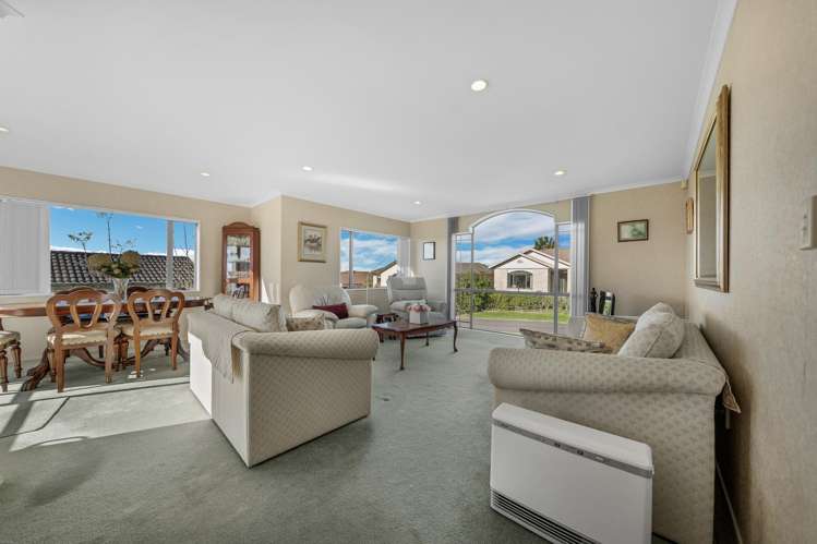 7 Amesbury Rise Henderson_1