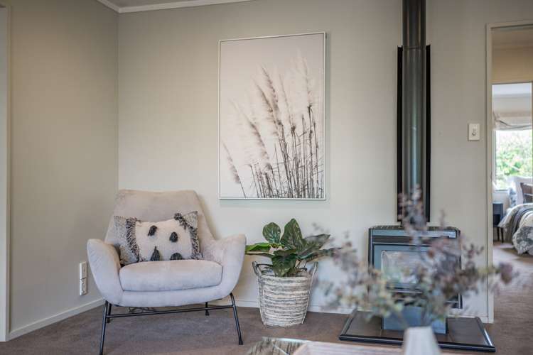 2/13 Beach Road Mellons Bay_25