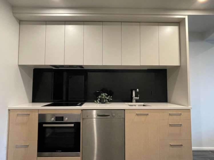 303/70 Anzac Avenue City Centre_10