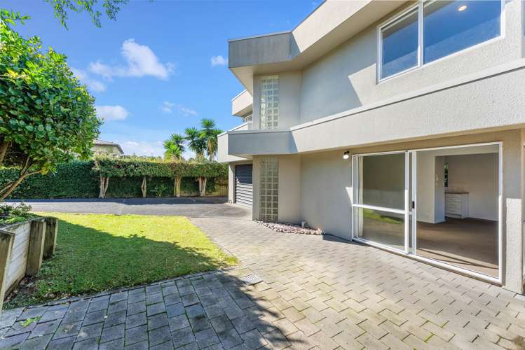 2/34 Seine Road Forrest Hill_8