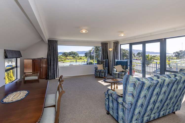 9 Marine Parade Paraparaumu Beach_12